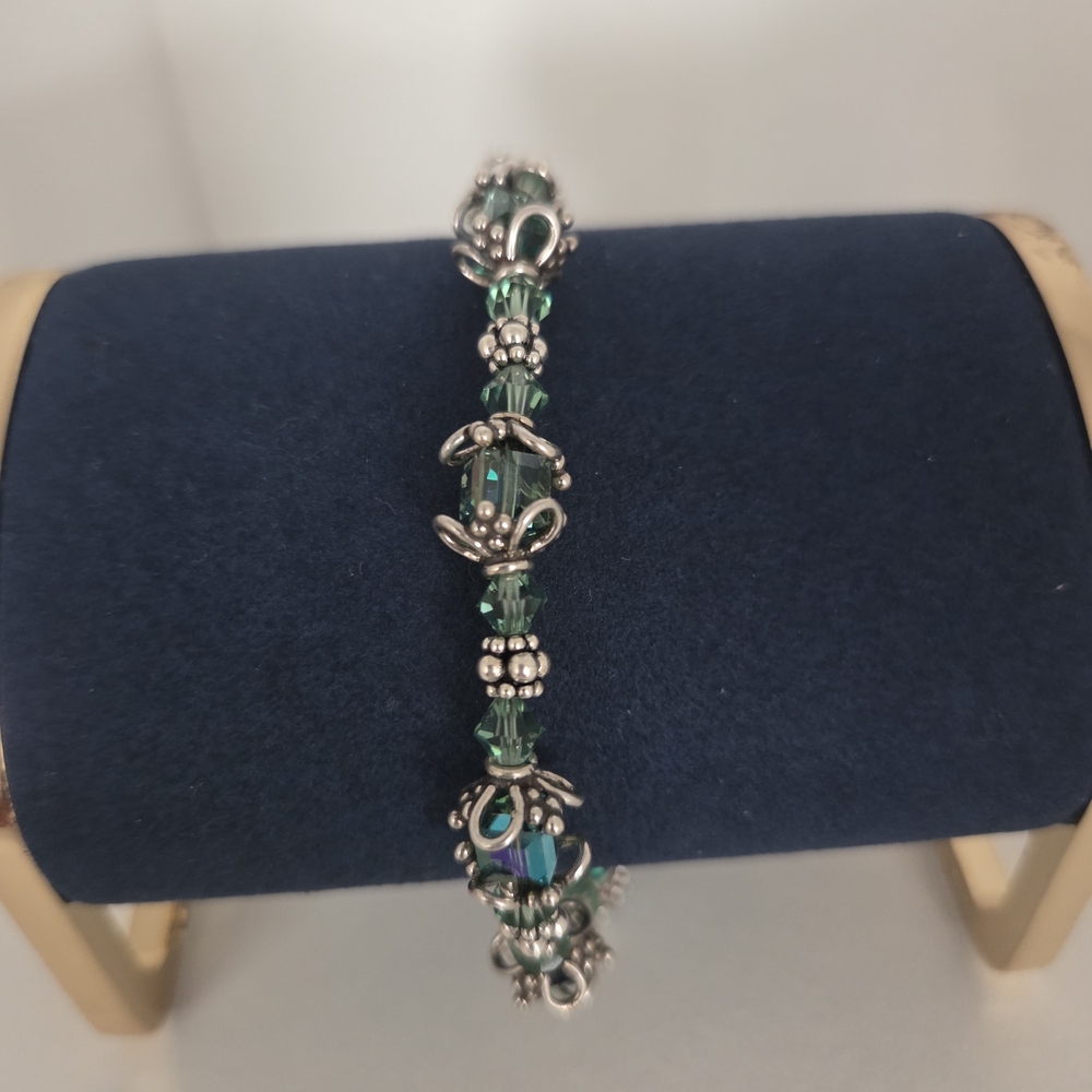 Elegant Swarovski Crystals Bracelet